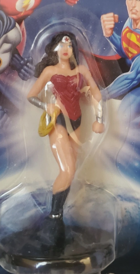 DC Comics Monogram 3" WONDER WOMAN JL SUPERHEROES Collectible Figurine-opened