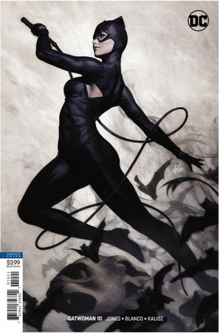 Catwoman (vol 5) #10 Stanley 'Artgerm' Lau Variant NM