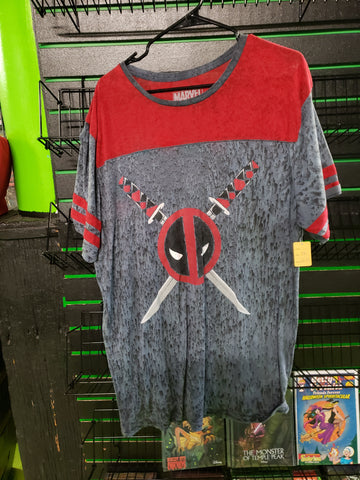 Deadpool crossed swords behind symbol shirt size XL