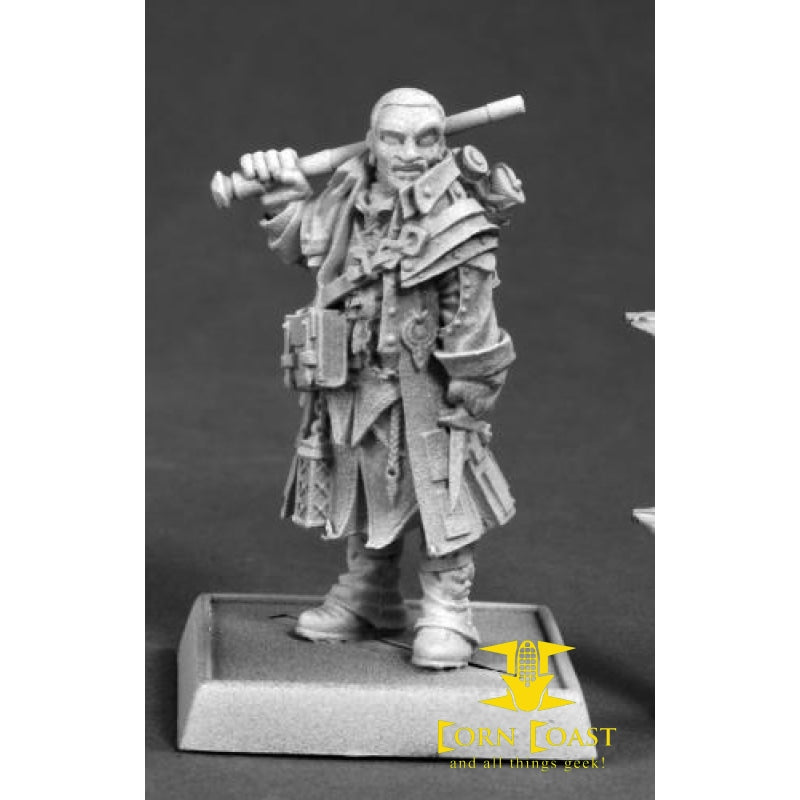 Quinn Iconic Investigator Pathfinder - Corn Coast Comics