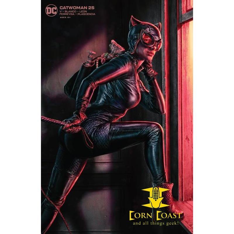 CATWOMAN #25 CVR B LEE BERMEJO CARD STOCK VAR (JOKER WAR) - 